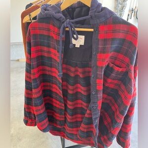 AE hooded flannel cozy!